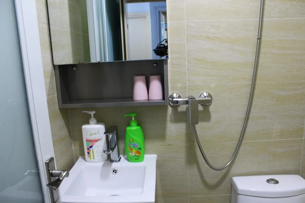 Apple Inn - Mongkok Hong Kong Hostel