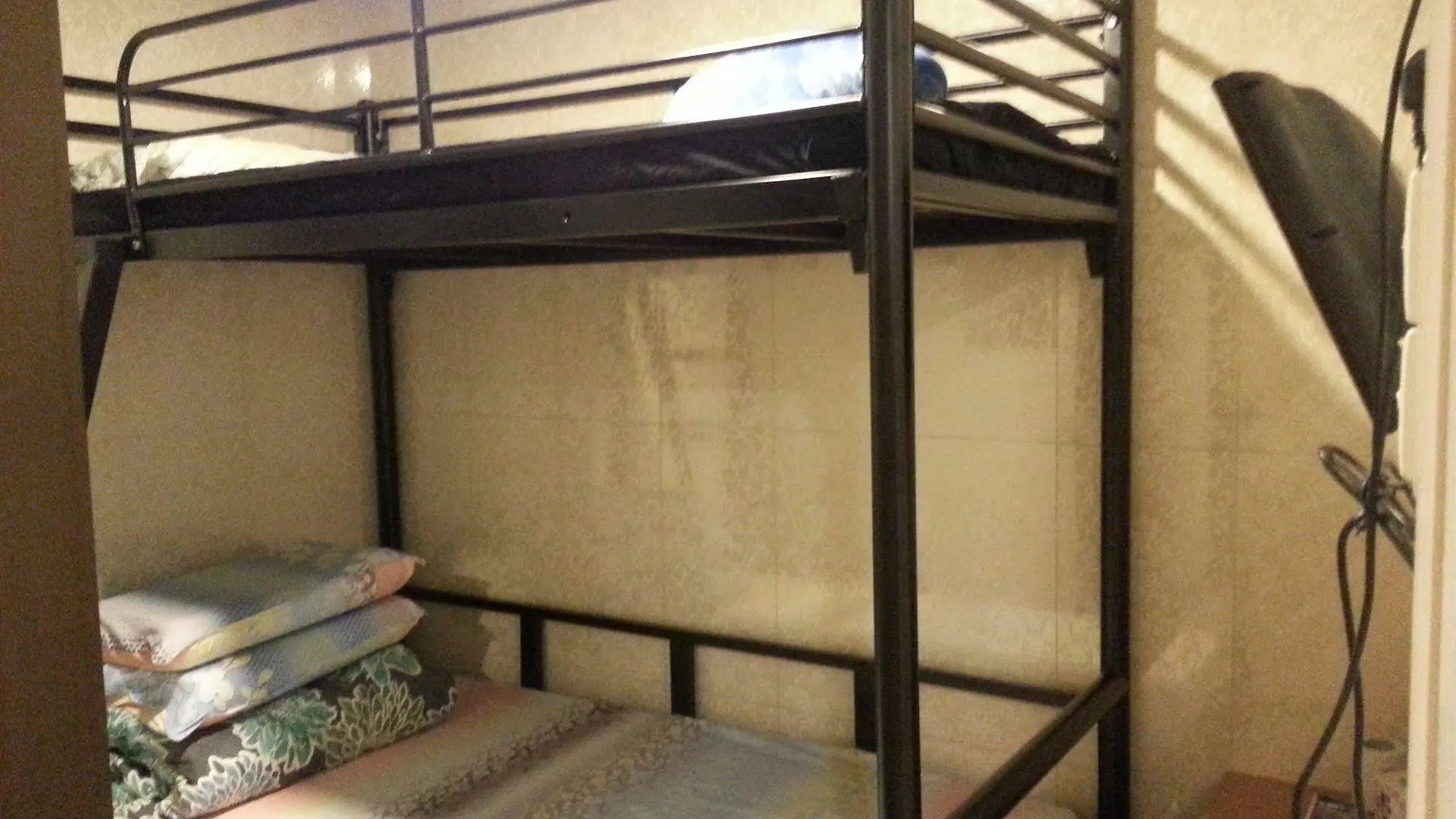 Apple Inn - Mongkok Hong Kong